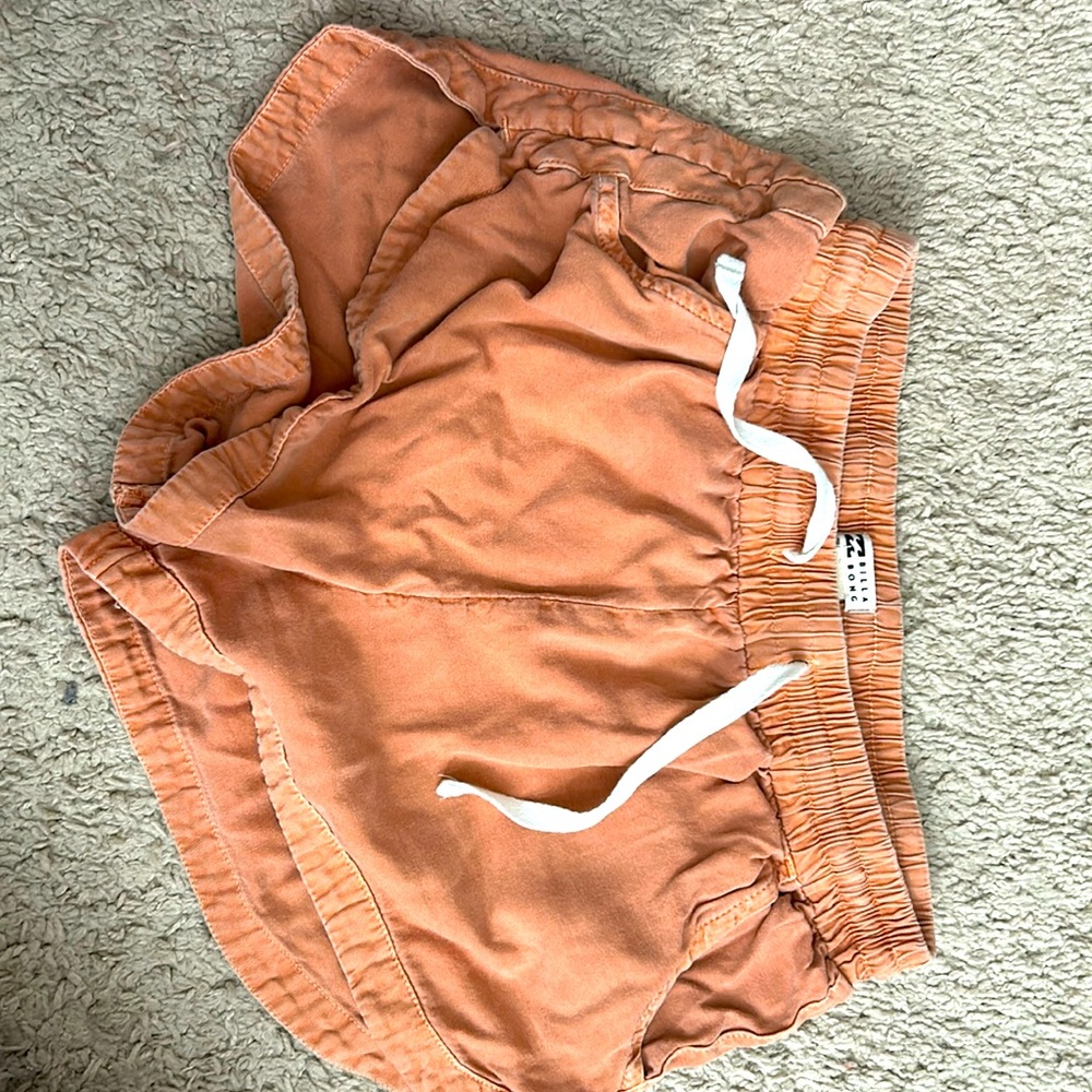 orange billabong shorts